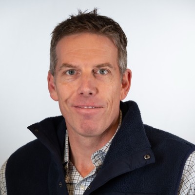 Headshot of Edward Thompson who is running the 53rd Annual Falmouth Road Race for the Arts Foundation of Cape Cod